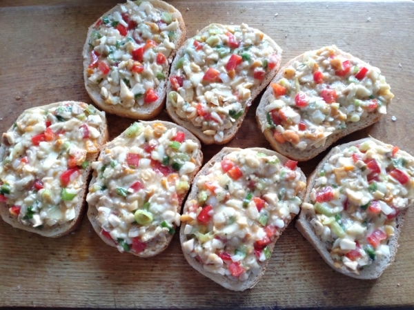 Бутерброды горячие с грибами Бутерброды горячие с грибами