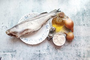 Пикша с луком Пикша с луком