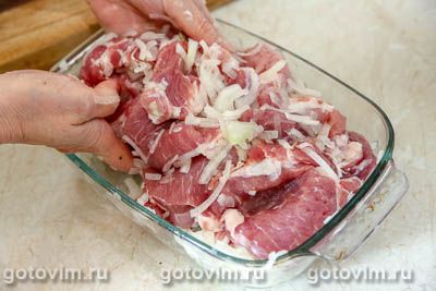 Шашлык из мясных рулетиков с беконом