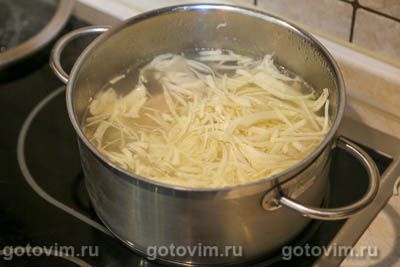 Борщ с фасолью и копченостями Борщ с фасолью и копченостями