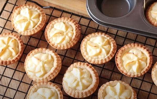 Ароматное и сладкое печенье «Корзинка». Быстрый рецепт творожного печенья к чаю Ароматное и сладкое печенье «Корзинка». Быстрый рецепт творожного печенья к чаю