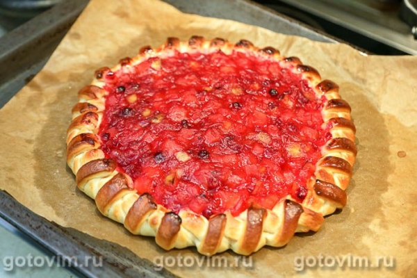 Открытый пирог с клюквой и яблоками Открытый пирог с клюквой и яблоками