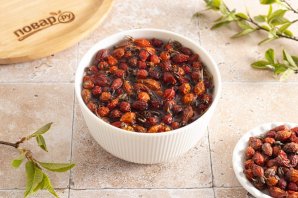 Компот из шиповника сушеного Компот из шиповника сушеного