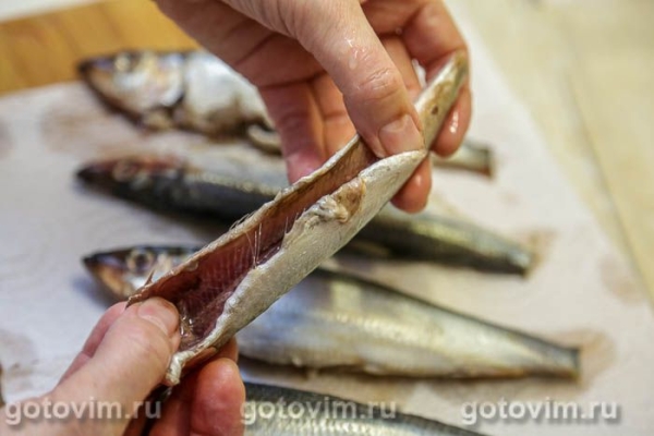 Салака в глазури из терияки, запеченная в духовке Салака в глазури из терияки, запеченная в духовке