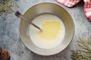 Пирог на кефире с черникой Пирог на кефире с черникой