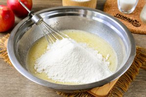 Ванильный кекс с яблоками Ванильный кекс с яблоками