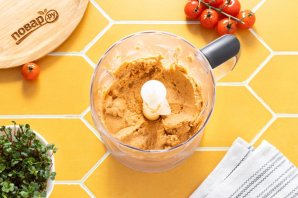 Хумус с вялеными помидорами Хумус с вялеными помидорами