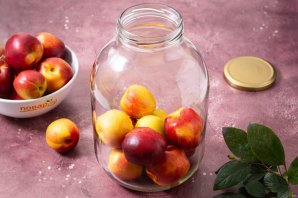 Компот из нектаринов Компот из нектаринов