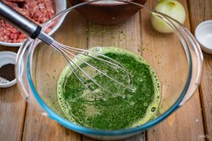 Зелёные пельмени со шпинатом Зелёные пельмени со шпинатом