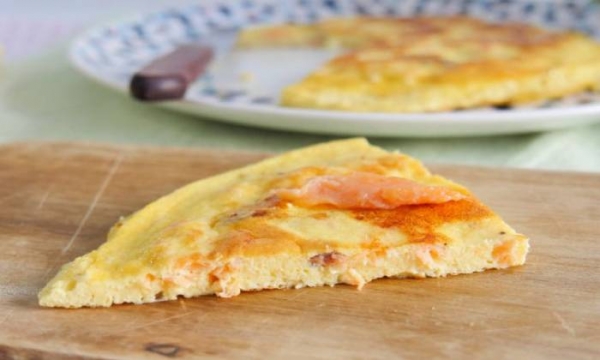 
Омлет с сыром на сковороде — 7 пошаговых рецептов с добавками с фотографиями	