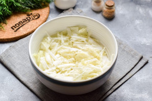 Салат с креветками, крабовыми палочками и пекинской капустой Салат с креветками, крабовыми палочками и пекинской капустой