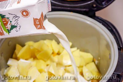 Свинина с картофелем, тушённая в сливках в мультиварке Свинина с картофелем, тушённая в сливках в мультиварке