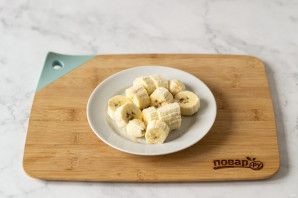 Смузи из клубники и консервированного ананаса