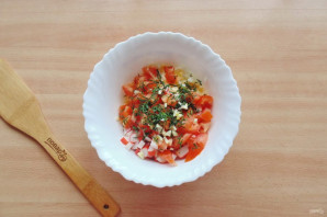 Салат с крабовыми палочками за 5 минут Салат с крабовыми палочками за 5 минут