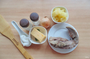 Салат с языком и ананасом Салат с языком и ананасом