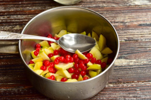 Варенье из яблок и калины Варенье из яблок и калины