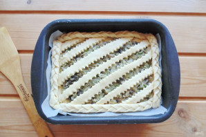 Пирог с капустой и грибами Пирог с капустой и грибами