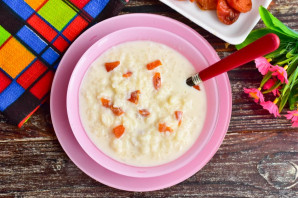 Рисовая каша с курагой в мультиварке Рисовая каша с курагой в мультиварке