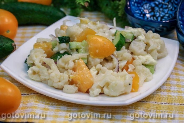 Салат из цветной капусты с сыром моцарелла Салат из цветной капусты с сыром моцарелла