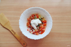 Салат с крабовыми палочками за 5 минут Салат с крабовыми палочками за 5 минут