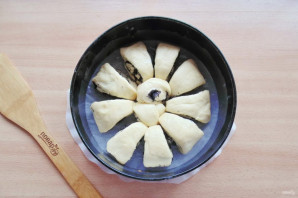 Пирог "Цветок" из дрожжевого теста Пирог "Цветок" из дрожжевого теста