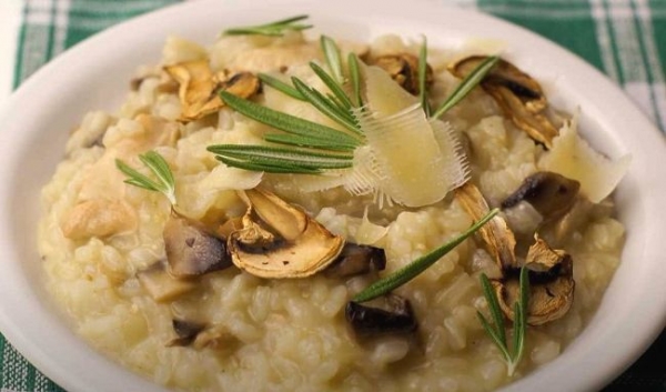 Ризотто — классический рецепт с курицей в домашних условиях
Ризотто — классический рецепт с курицей в домашних условиях