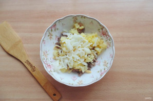 Салат с языком и ананасом Салат с языком и ананасом