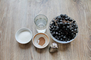 Моченая черноплодная рябина Моченая черноплодная рябина