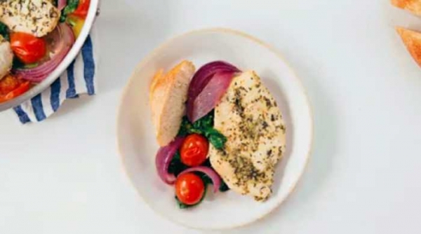 
Куриная грудка на сковороде с овощами, простой и вкусный рецепт	