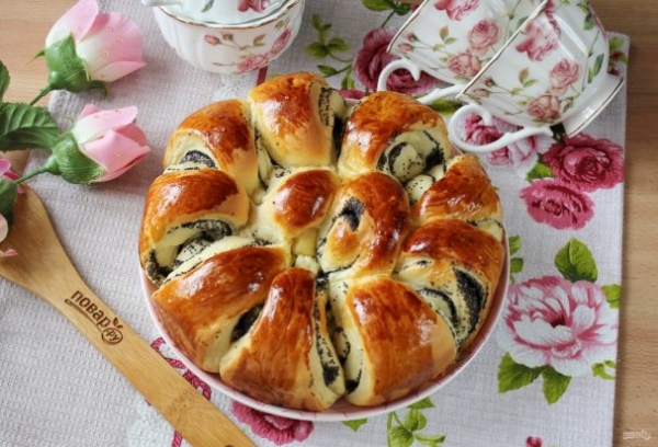 Пирог "Цветок" из дрожжевого теста Пирог "Цветок" из дрожжевого теста