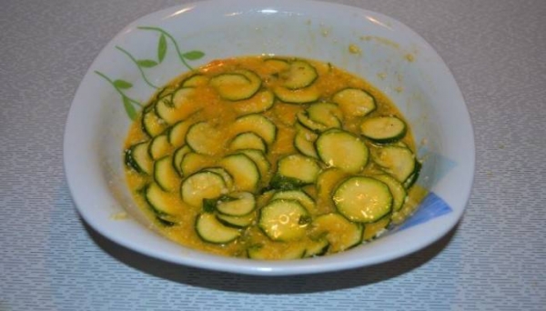 
Омлет на сковороде с сыром &mdash; 5 рецептов с овощами	