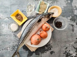 Маринованная скумбрия с луком за 2 часа Маринованная скумбрия с луком за 2 часа