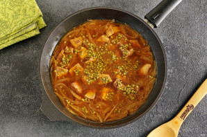 Каша с машем, рисом и мясом Каша с машем, рисом и мясом