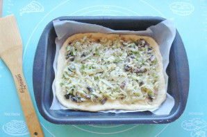 Пирог с капустой и грибами Пирог с капустой и грибами