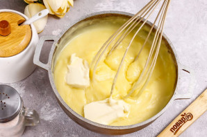 Пирожное из безе с кремом