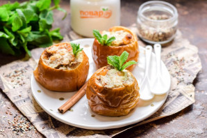 Запеченные яблоки с творогом и корицей Запеченные яблоки с творогом и корицей