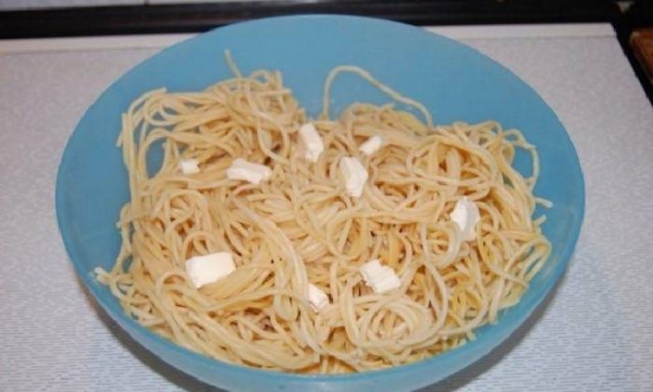 
Омлет с сыром на сковороде — 7 пошаговых рецептов с добавками с фотографиями	