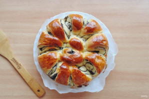 Пирог "Цветок" из дрожжевого теста Пирог "Цветок" из дрожжевого теста