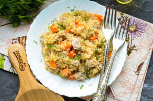 Ячневая каша с мясом Ячневая каша с мясом