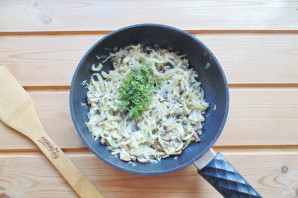 Пирог с капустой и грибами Пирог с капустой и грибами