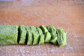 Лапша со шпинатом Лапша со шпинатом