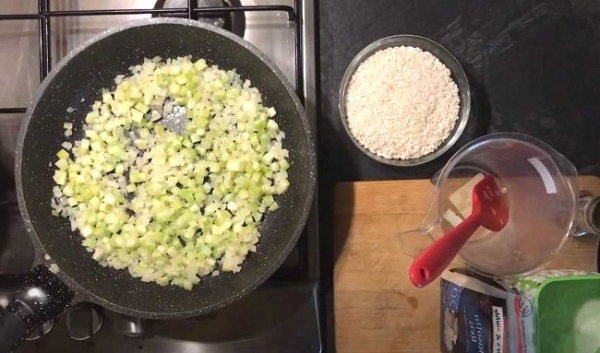 Ризотто — классический рецепт с курицей в домашних условиях
Ризотто — классический рецепт с курицей в домашних условиях