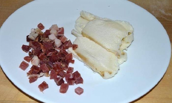 
Омлет с сыром на сковороде — 7 пошаговых рецептов с добавками с фотографиями	