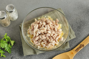 Салат с курицей и яйцами Салат с курицей и яйцами