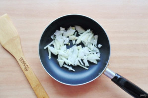 Куриный слоеный салат Куриный слоеный салат