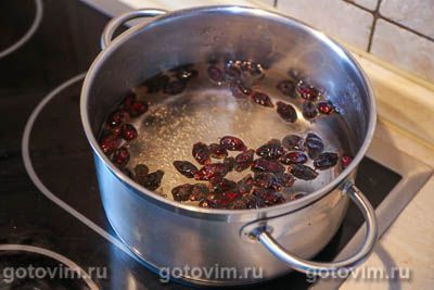 Взвар из шиповника и зверобоя Взвар из шиповника и зверобоя