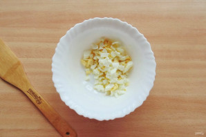 Салат с крабовыми палочками за 5 минут Салат с крабовыми палочками за 5 минут