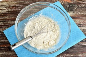 Мягчайшие рулетики с яблоками Мягчайшие рулетики с яблоками