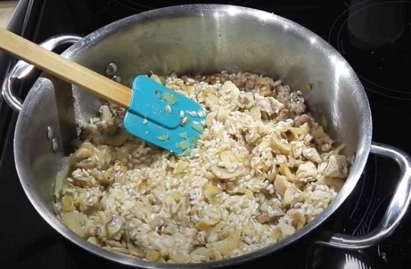 Ризотто — классический рецепт с курицей в домашних условиях
Ризотто — классический рецепт с курицей в домашних условиях