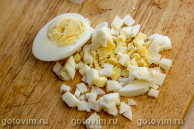 Салат из пекинской капусты с крабовыми палочками и кукурузой Салат из пекинской капусты с крабовыми палочками и кукурузой